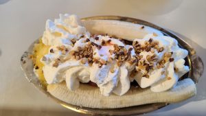 Hike reward - banana split at Ghiradelli (wanted it to be better...)