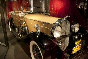 Fancy car (3rd floor of the Hollywood Museum) 